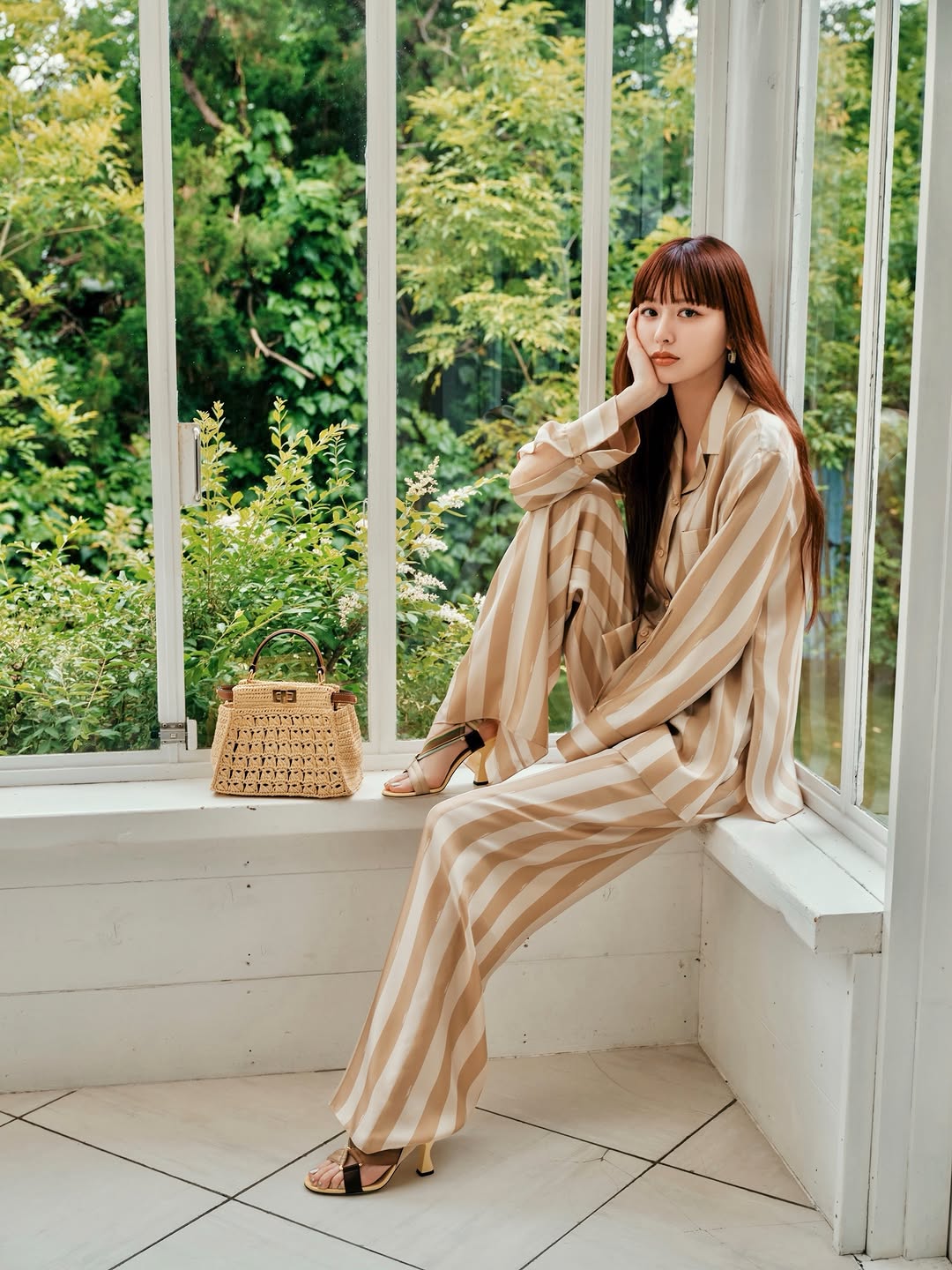 Slow moments with @fendi 「Peekaboo Mini」
軽やかで、風と緑が似合うバッグ🌿
ㅤㅤㅤ
#Fendi
#FendiPreFW26
#SponsoredbyFendi