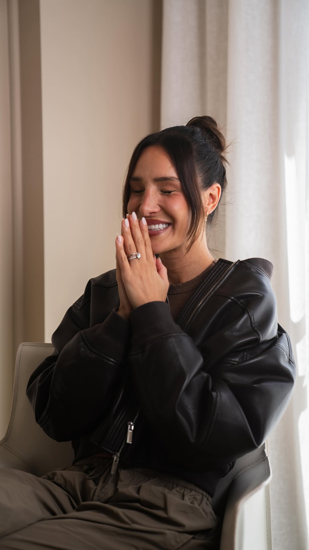 Fashion look by @kayla_itsines